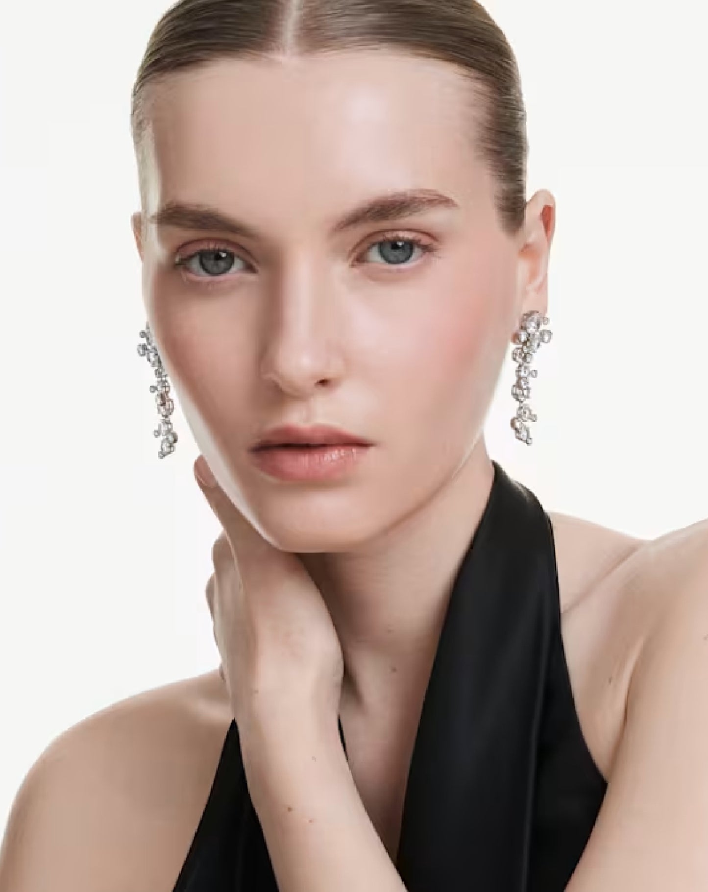 5732252 Swarovski Constella Earring White Tone
