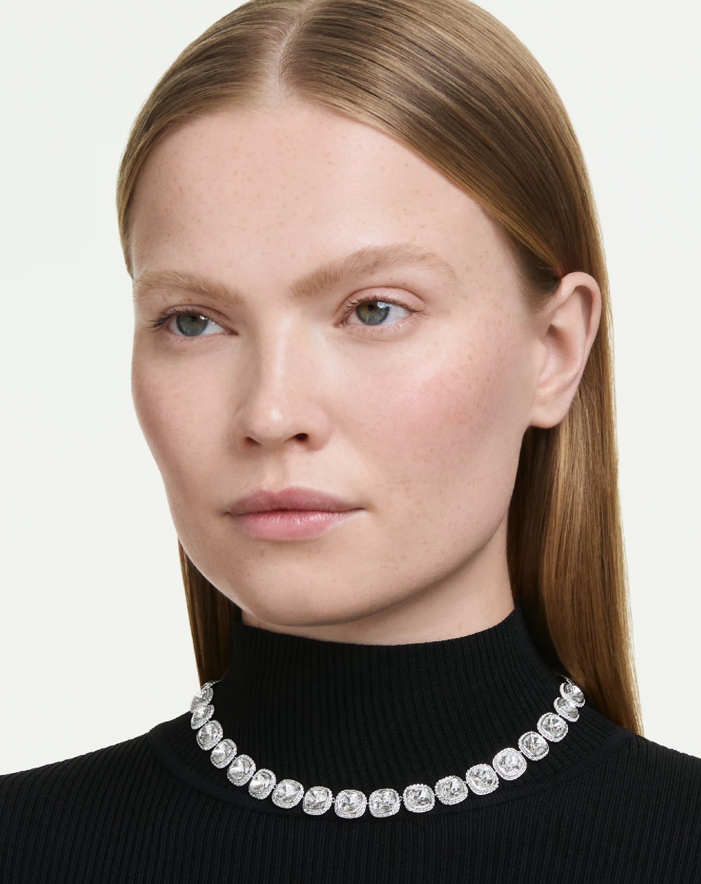 5751326 Angelic Una Necklace