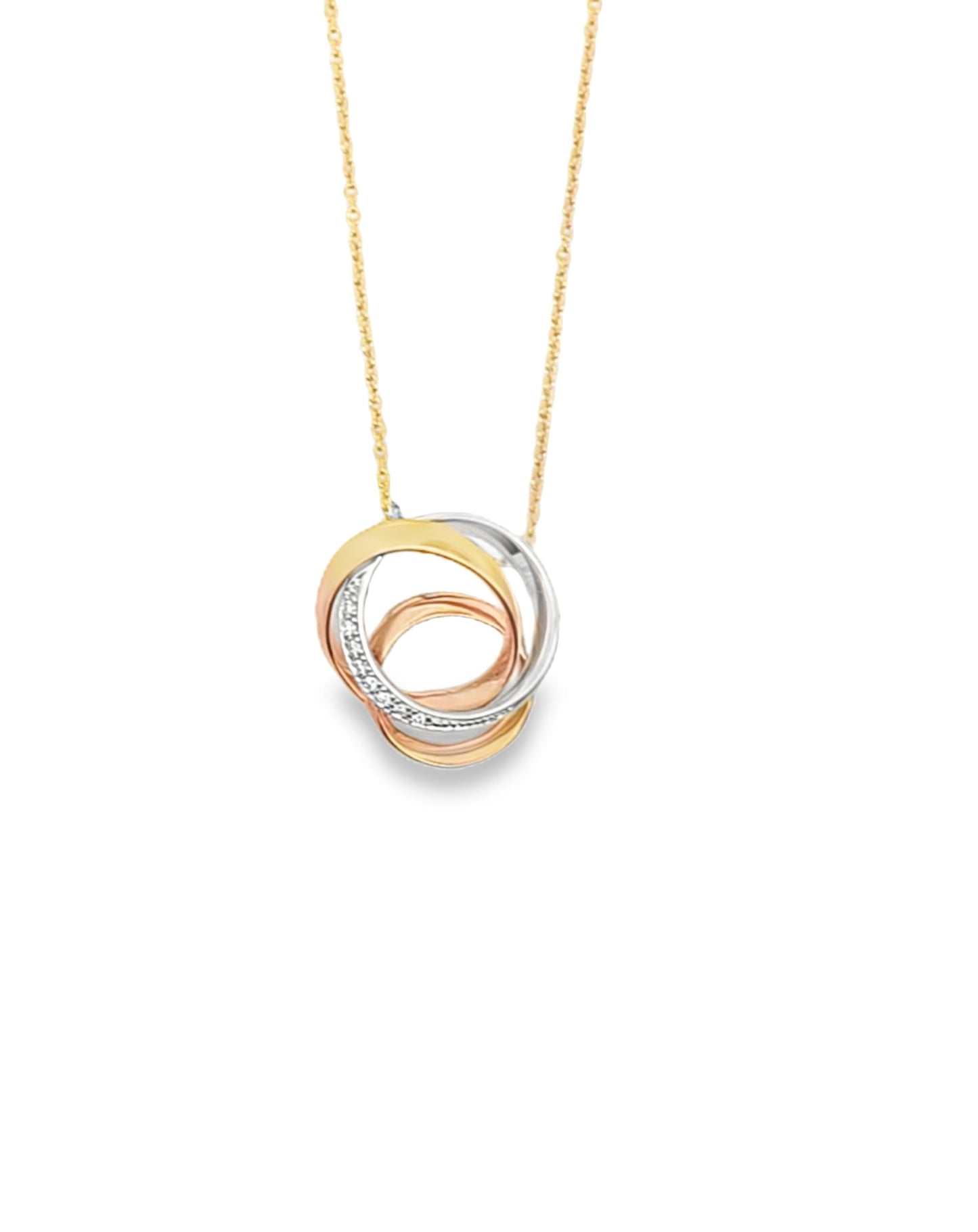 18 KT Round Diamond Pendant