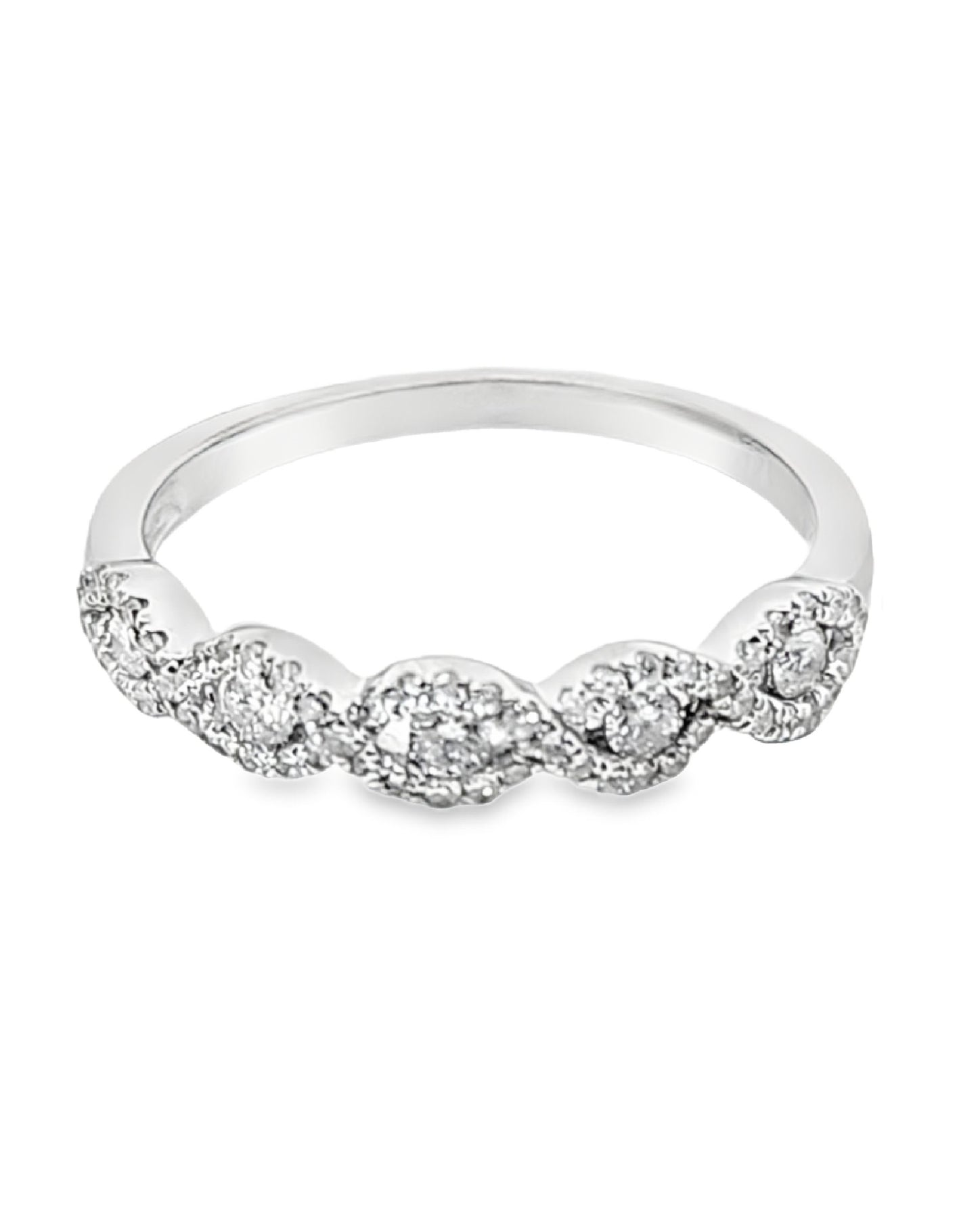 Anillo Eternity Circle de oro blanco de 14 quilates con diamantes