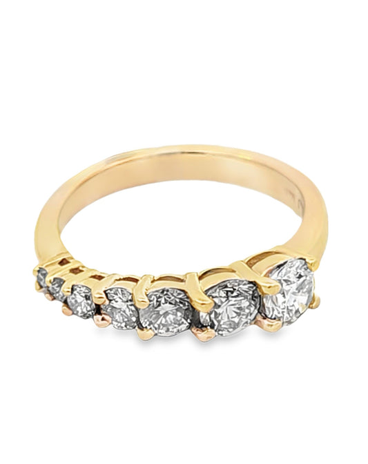 Anillo de 5 diamantes de 14 quilates