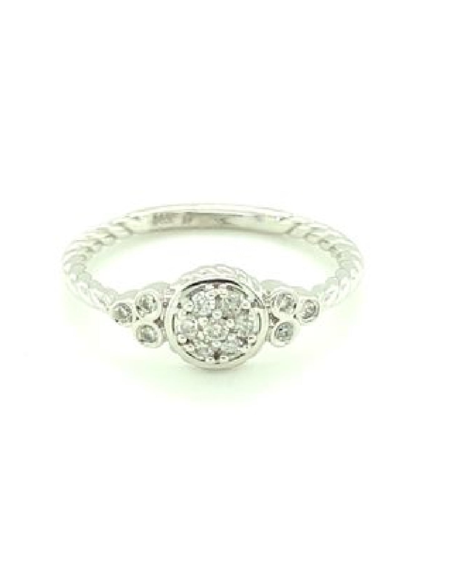 Diamonds 14 Kt Classic Cluster Diamond Ring Rings
