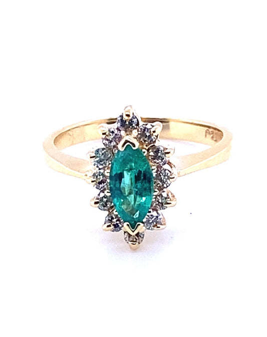 Diamonds Rombo Cut Emerald Diamond Ring, 0.48CT+ 0.24 CT Rings