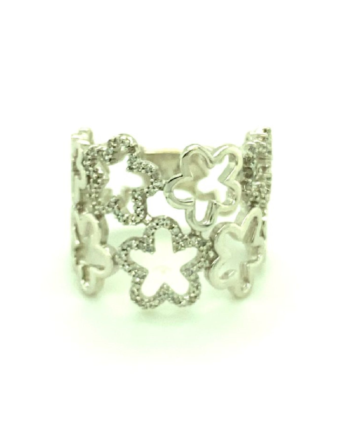 Diamonds 14 Kt Flower Diamond Ring Rings