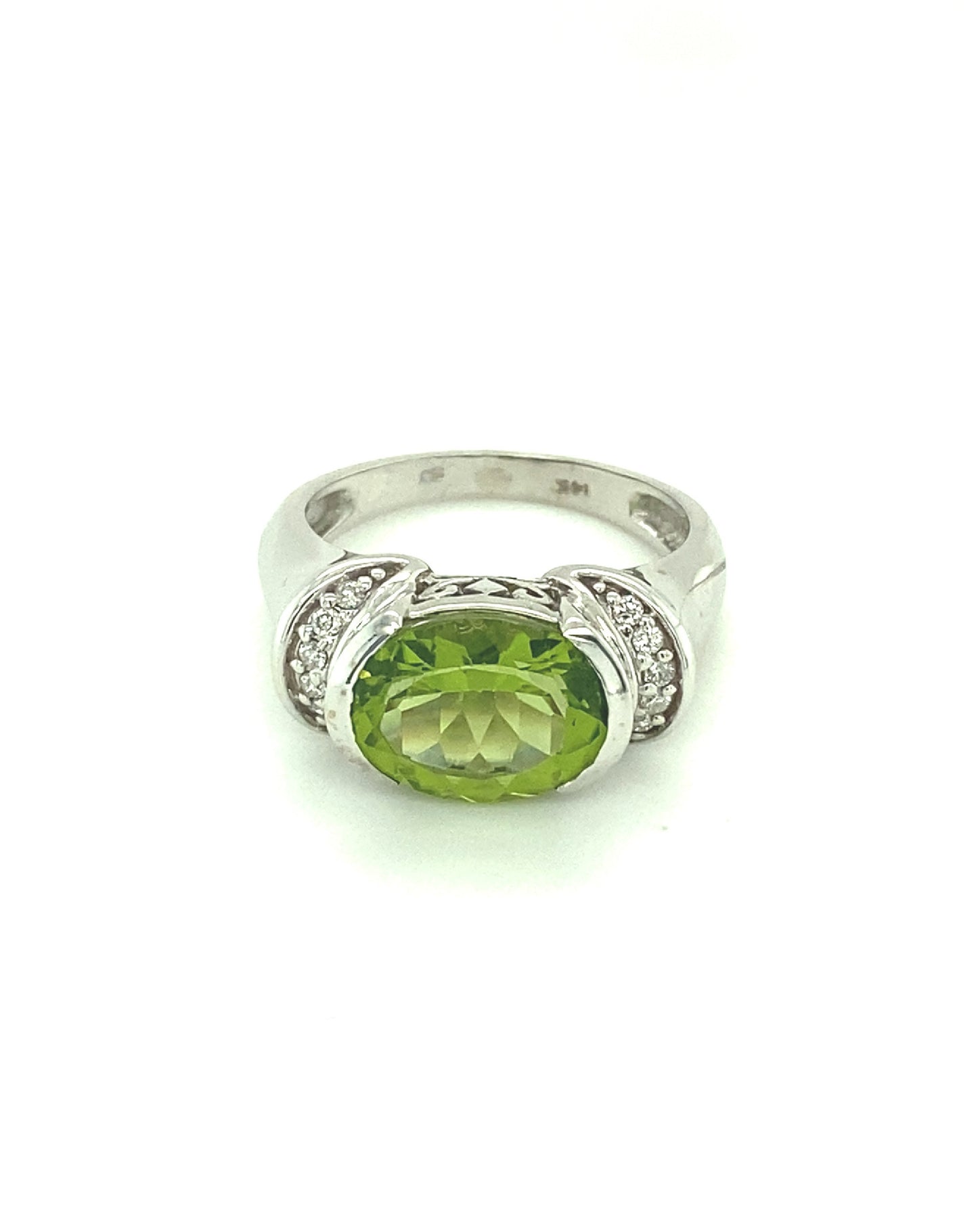 Diamonds Peridot Oval Cut Semi-Precious Diamond Ring White gold Rings