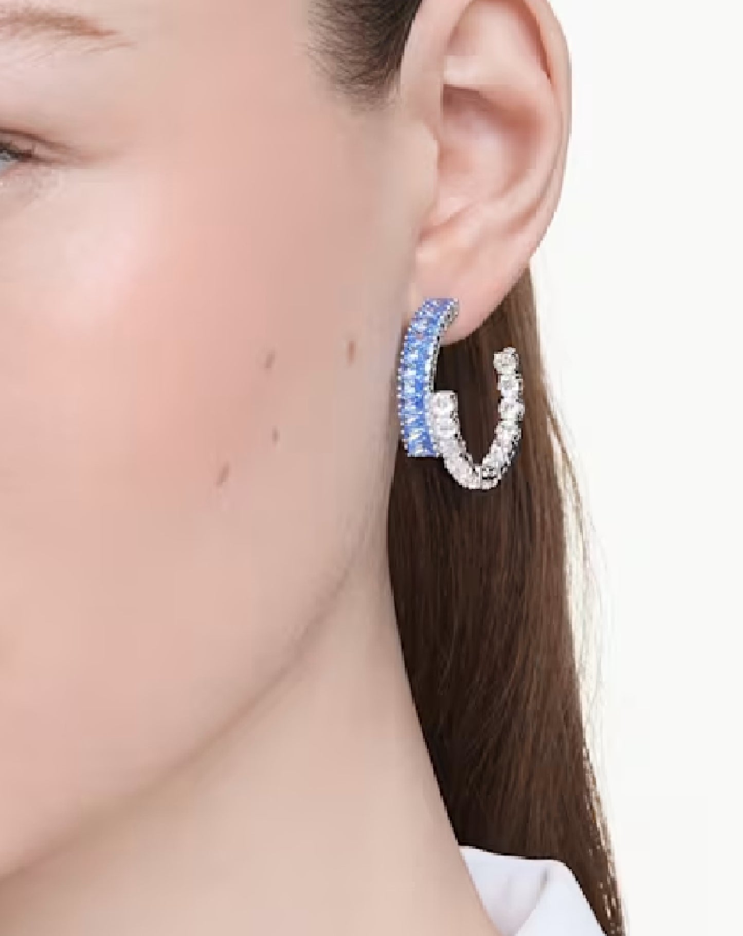 5722459 Matrix Earrring Hoop Baguette Cut