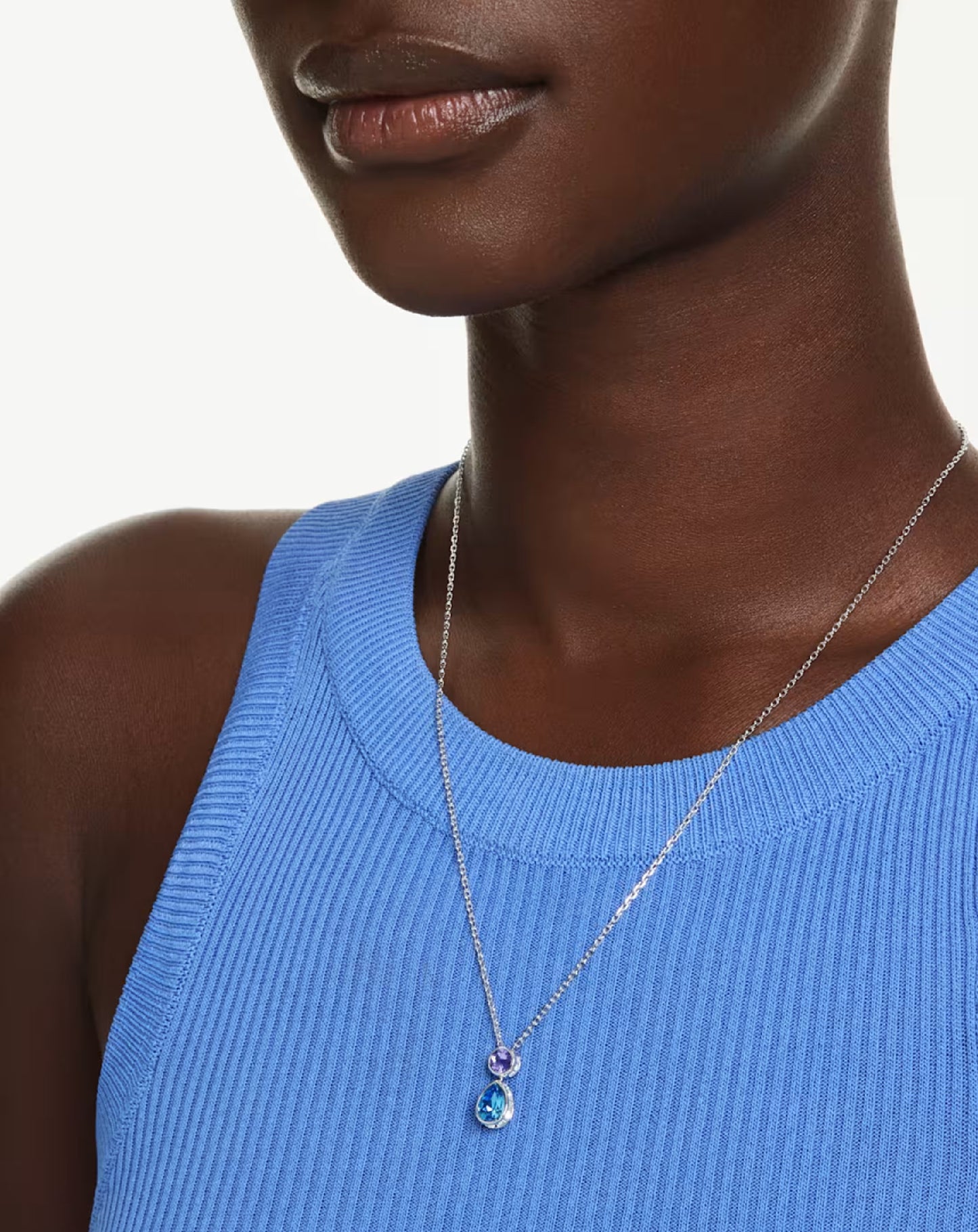 5738473 Swarovski Chroma pendant