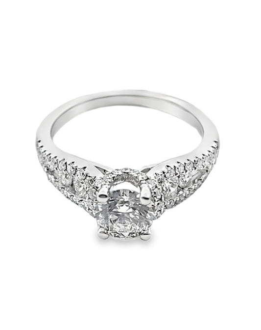 Elegant  Diamonds Ring. 0.70 +0.61  Ct 18 KT Gold