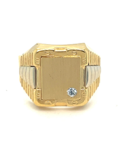 18 KT Yellow Gold  Ring