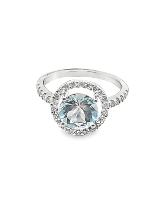 18 Kt White Gold Aquamarine Diamond Ring