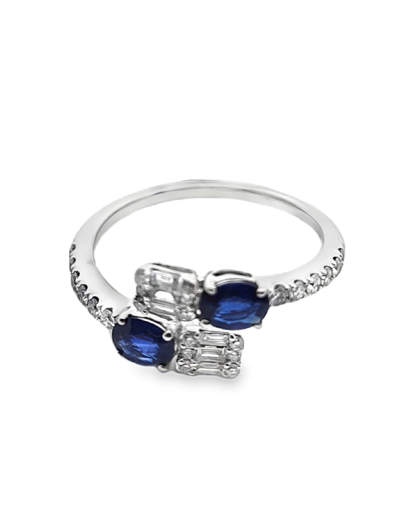 Oval Blue Sapphire Diamond Ring .21CT .11CT 18KT