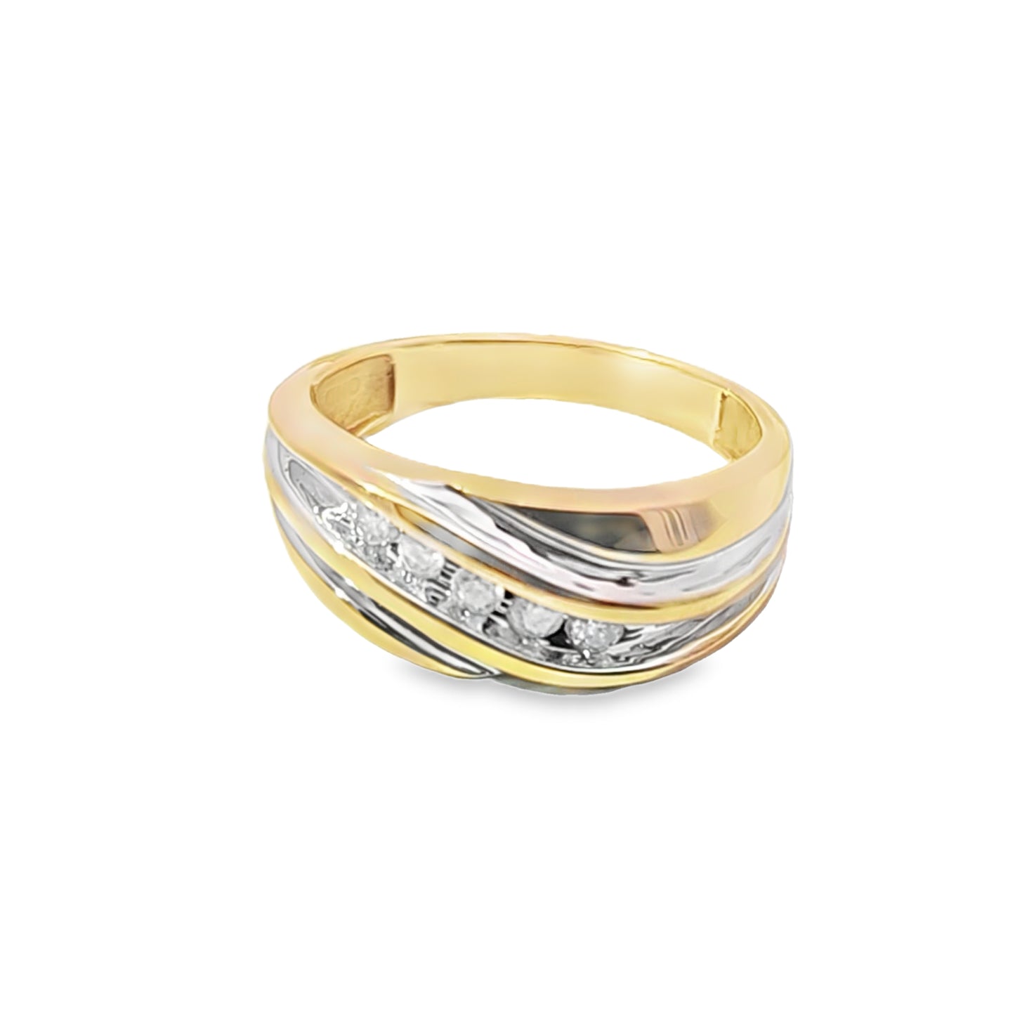 14 Kt Yellow Gold Line Of Diamonds Ring