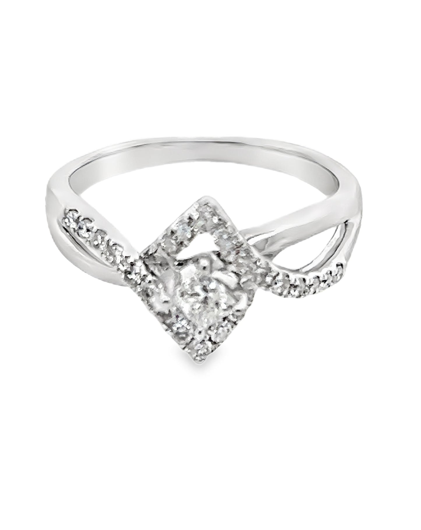 Elegant Diamond Engagement Ring, 0.44 CT