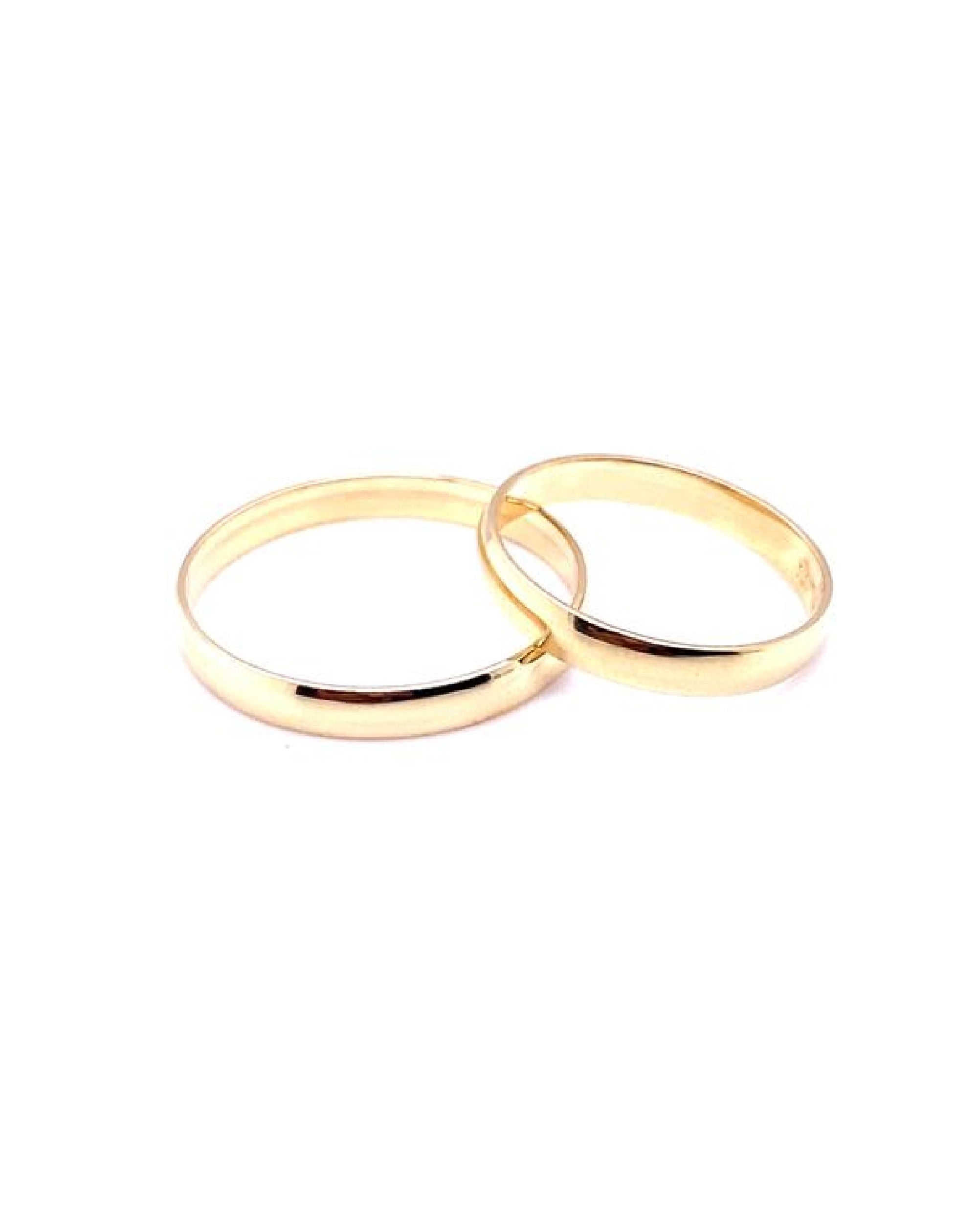 Yellow gold deals rings for her