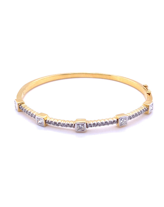 Diamonds Yellow Gold Diamond Bangle, 1.67 Ct Bracelets