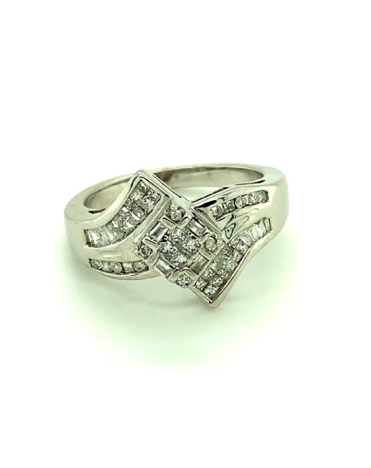 Diamonds 14 Kt Symmetrical Design Diamond Ring Rings