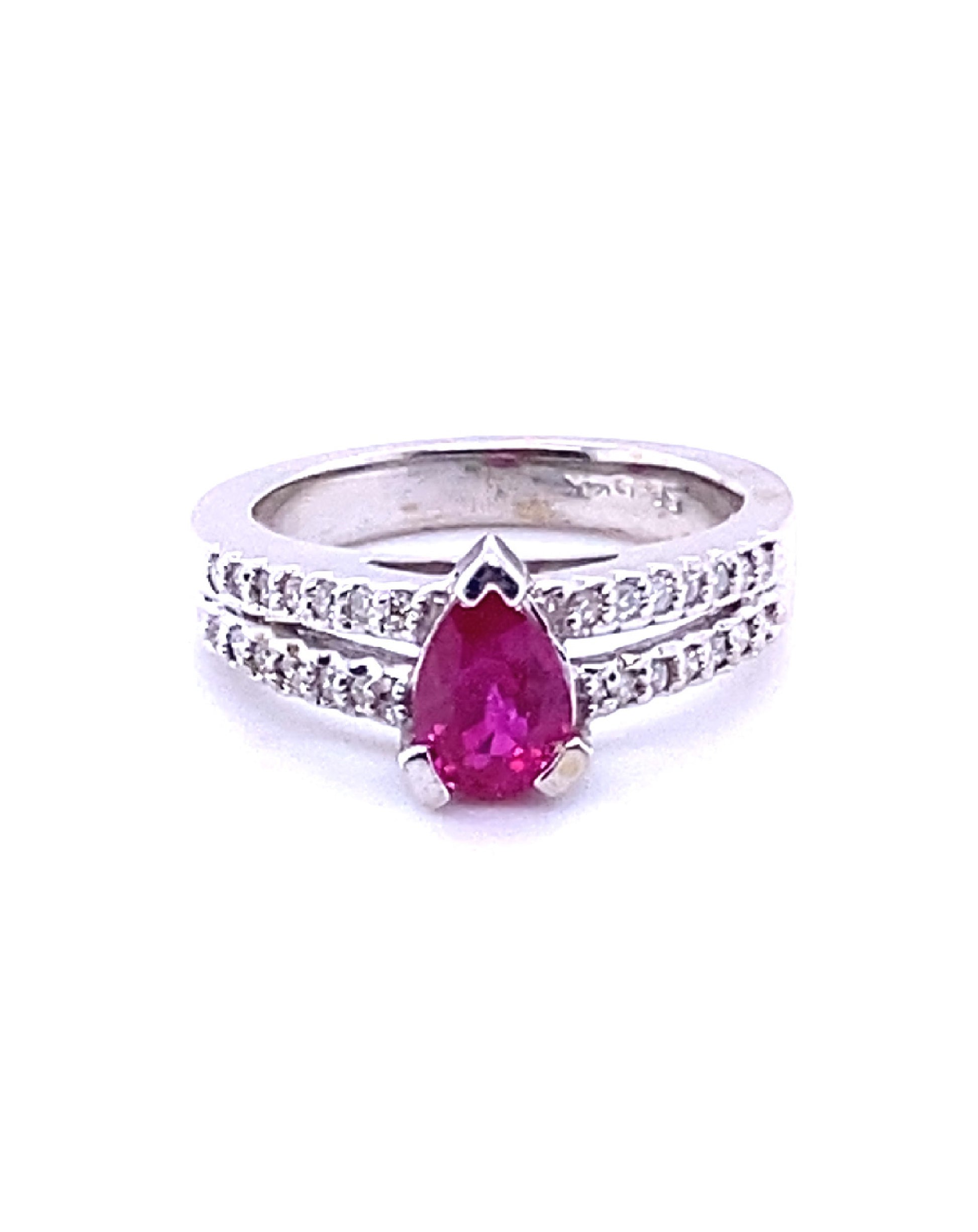 Diamonds Trilliant Ruby Diamond Ring 0.23 CT 0.76 CT Rings