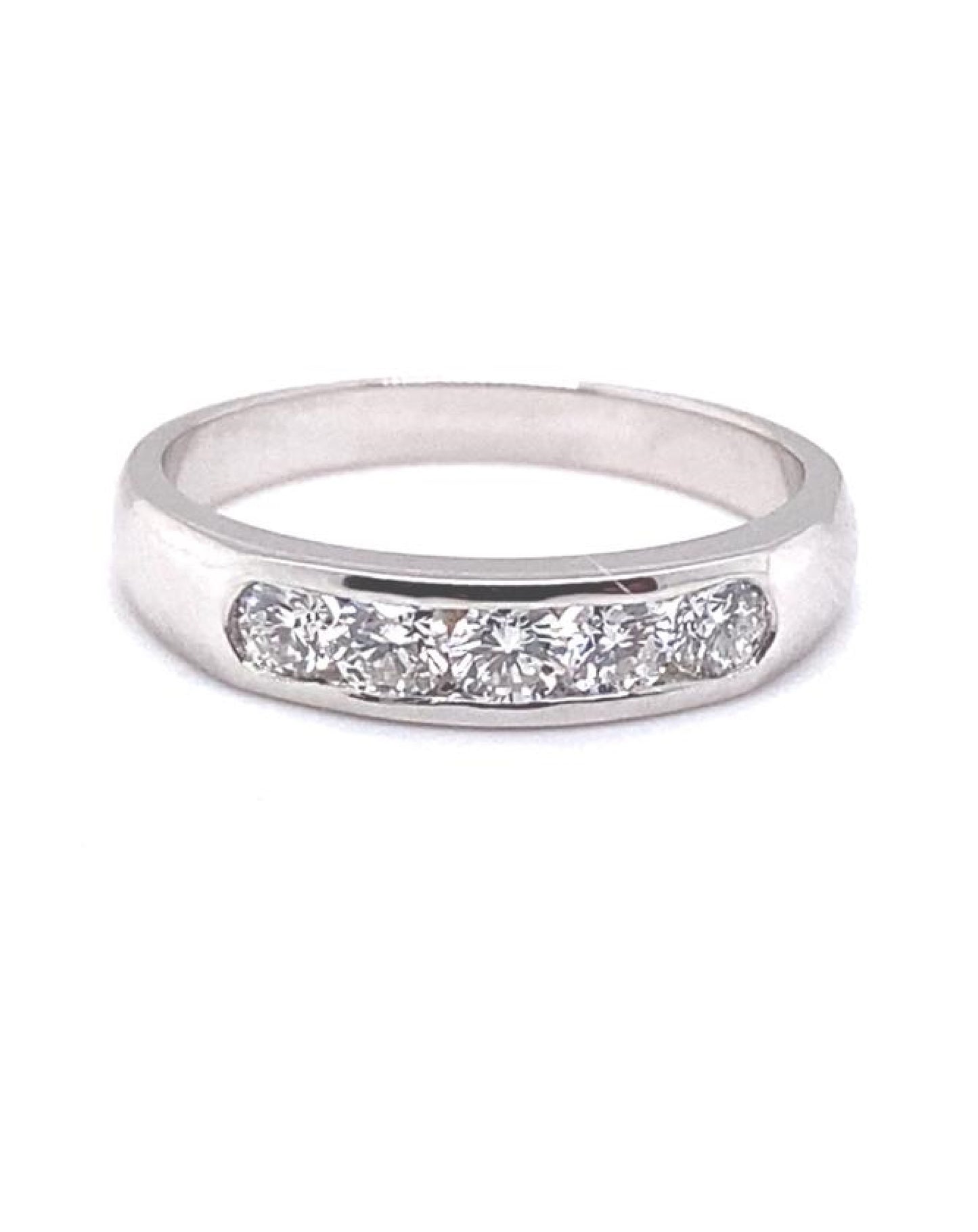 Diamonds 18 Kt Channel Setting 5 Diamond Ring Rings