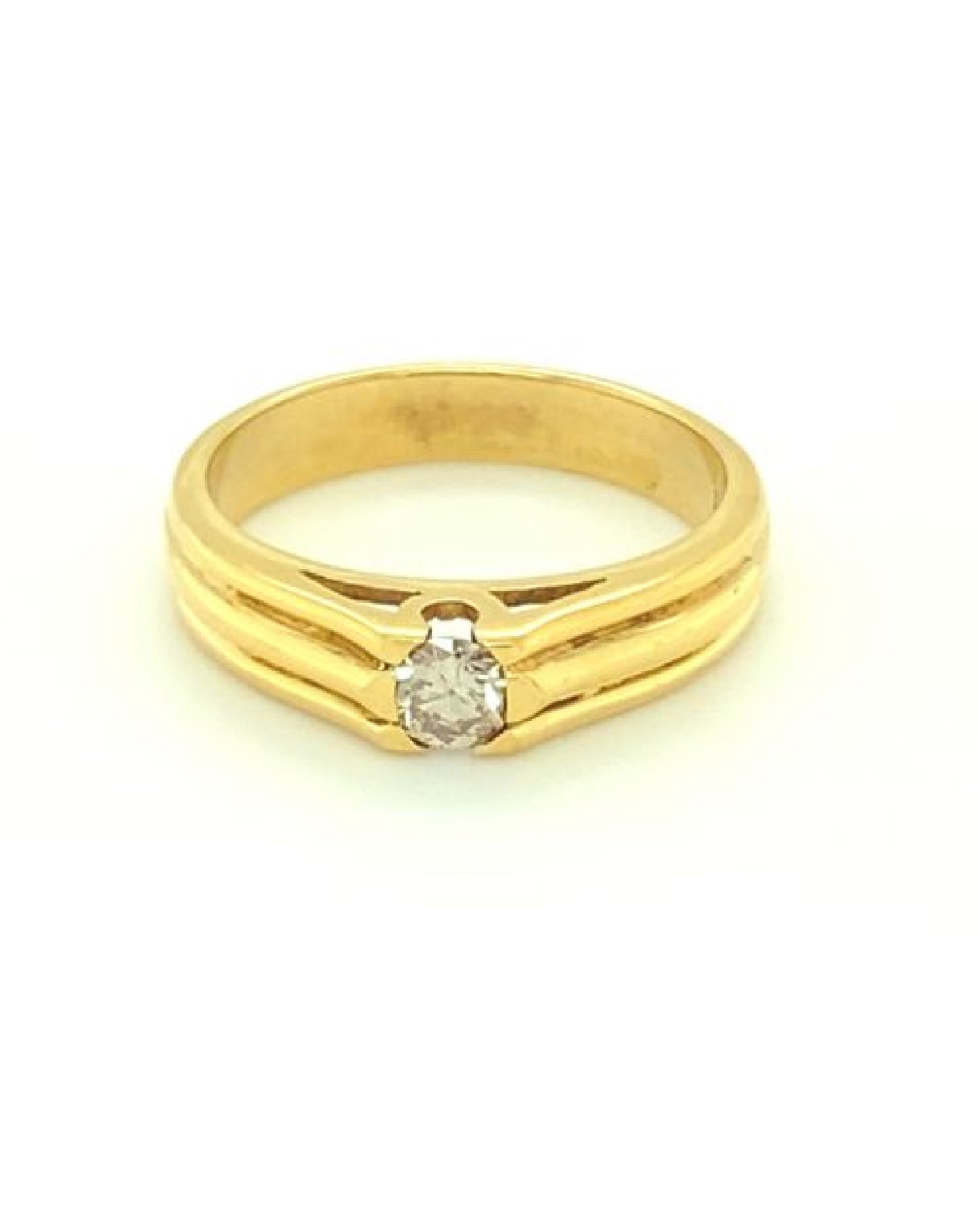 Diamonds 18 Kt Yellow Gold Solitaire Diamond Ring Rings