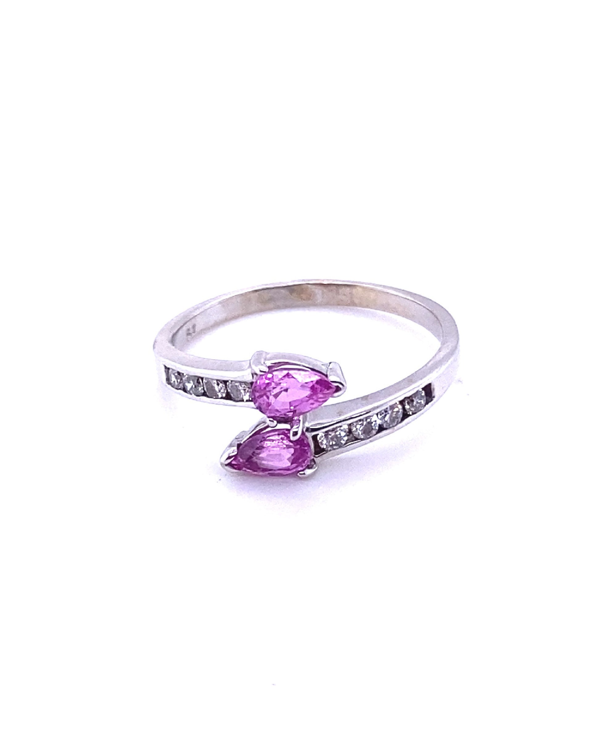 Diamonds Twin Rose Quarzt Stone with Pear cut Diamond Ring Rings